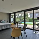 דירה Modernes Studio-apartment - Gartenblick
