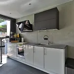 דירה Modernes Studio-apartment - Gartenblick