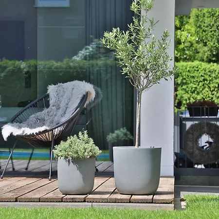 Apartment Modernes Studio-apartment - Gartenblick Gersthofen