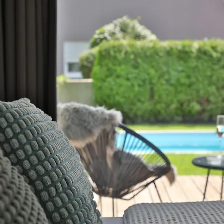 Apartament Modernes Studio-apartment - Gartenblick *