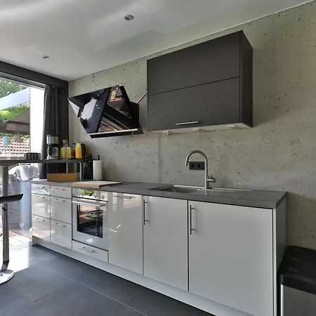 Apartment Modernes Studio-apartment - Gartenblick
