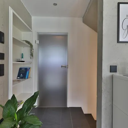 Modernes Studio-apartment - Gartenblick Apartment Gersthofen