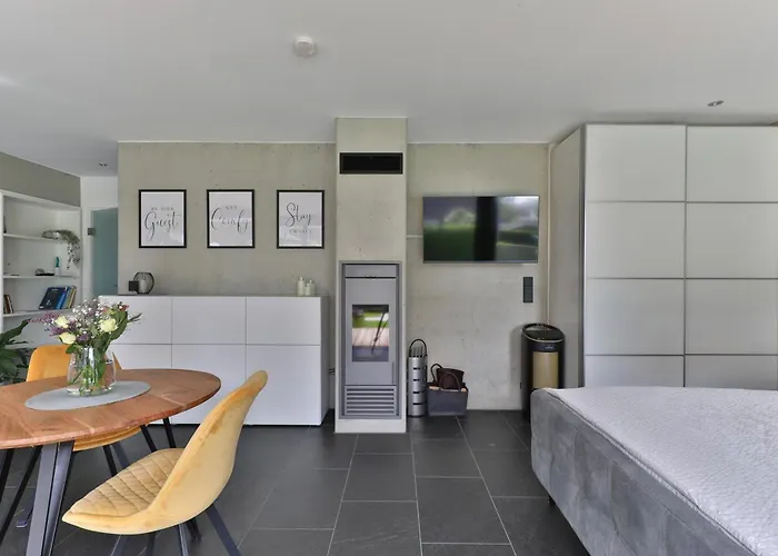 Modernes Studio-apartment - Gartenblick Apartament *