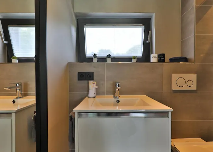 Apartament Modernes Studio-apartment - Gartenblick *