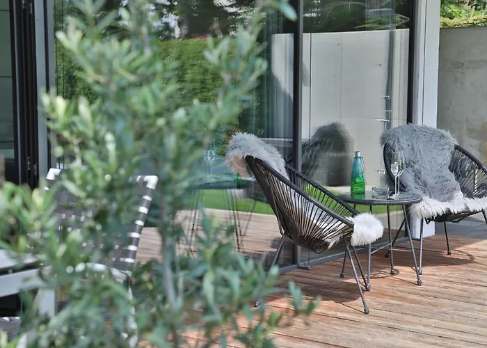 Modernes Studio-apartment - Gartenblick Apartament