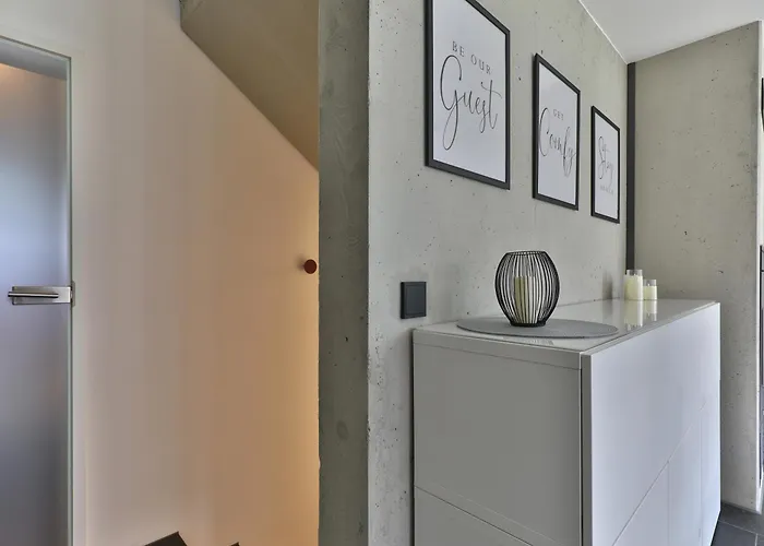 Apartament Modernes Studio-apartment - Gartenblick Gersthofen
