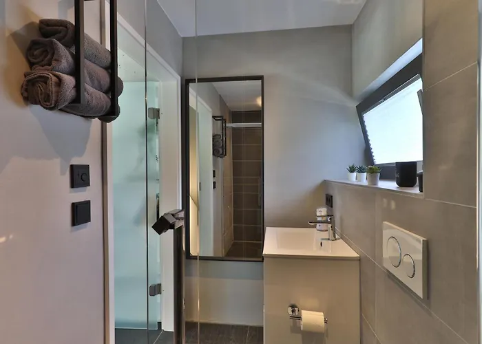 Modernes Studio-apartment - Gartenblick * Gersthofen